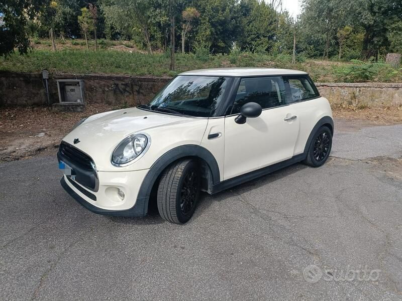 Bianco Usata 2017 Mini Cooper Due volumi | 10.000 € (Ottimo prezzo) - Immagine 1/4