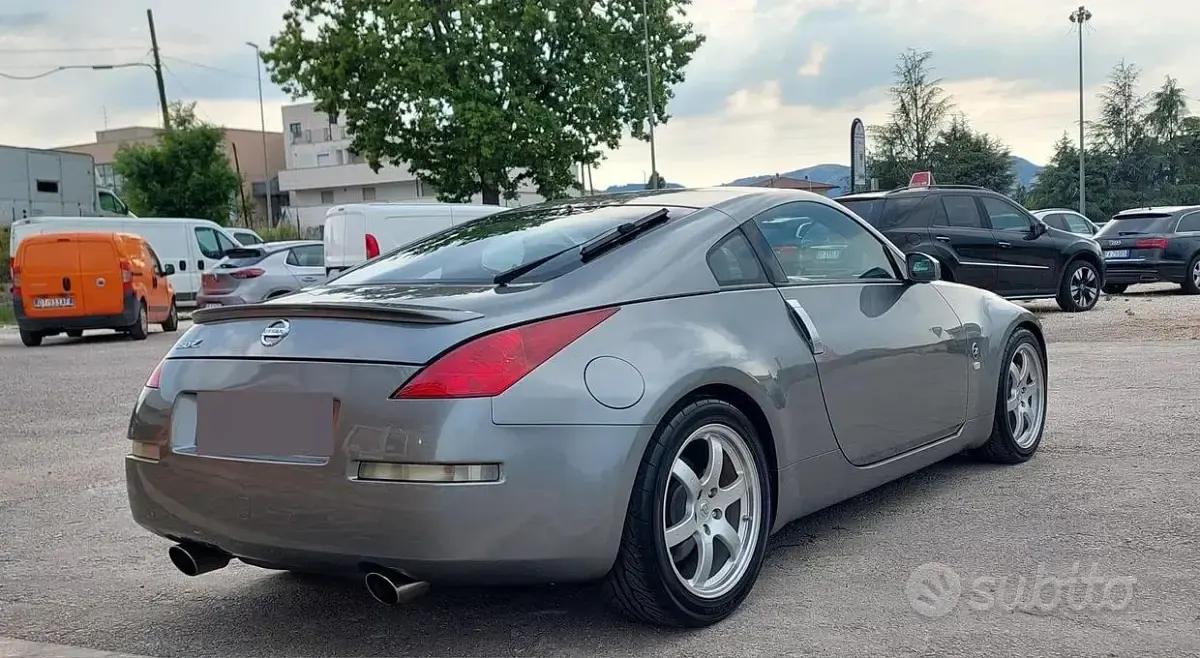 Usata Nissan 350Z 280 CV (205 kW) 2004 Grigio