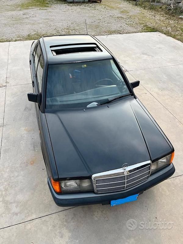 Usata Mercedes 190 1990 Nero Berlina