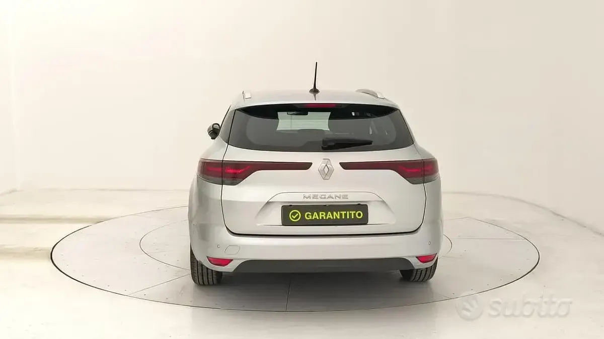 Usata Renault Mégane GrandTour Business 116 CV (85 kW) 2021 Grigio Station wagon