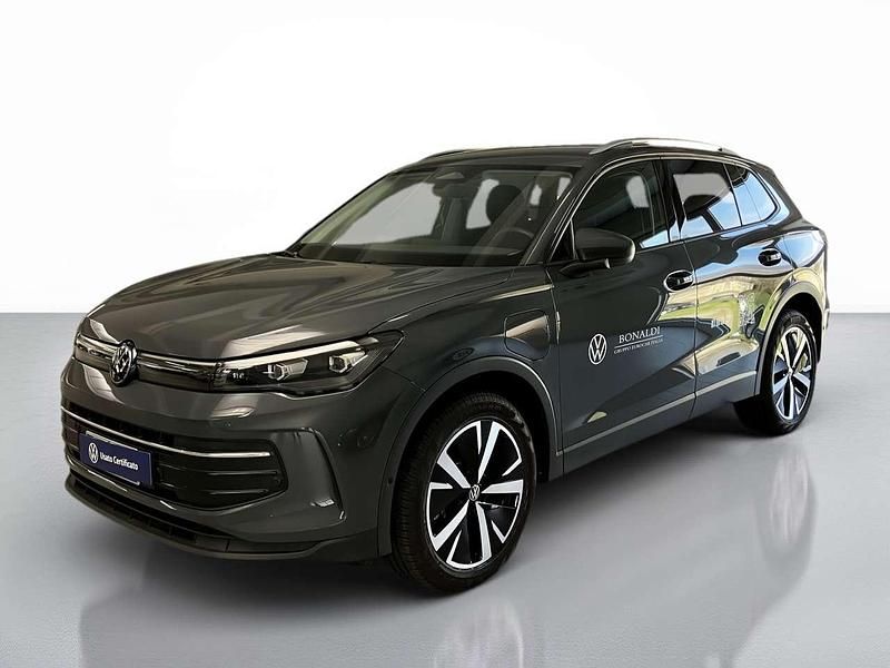 Usata VW Tiguan Edition 204 CV (150 kW) 2025 Dolphin grey metallizzato SUV