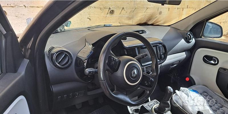 Usata Renault Twingo 65 CV (47 kW) 2017 Grigio Utilitaria