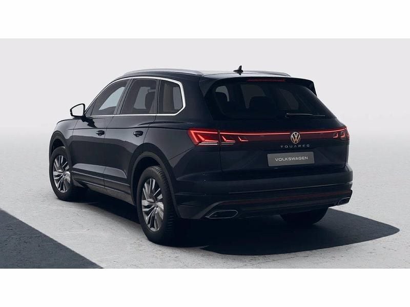 Nuova VW Touareg Edition 231 CV (169 kW) 2026 Grenadill black metallizzato SUV