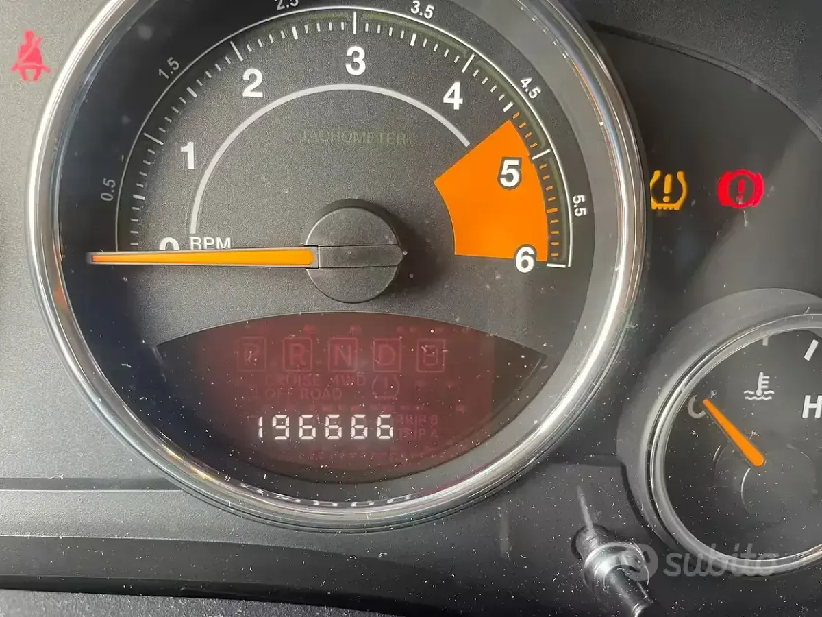 Usata Jeep Compass 136 CV (100 kW) 2014 Grigio SUV