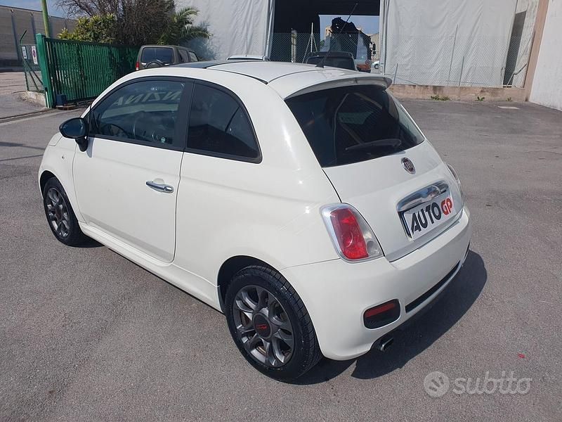 Usata Fiat 500S Lounge 69 CV (50 kW) 2013 Bianco Utilitaria