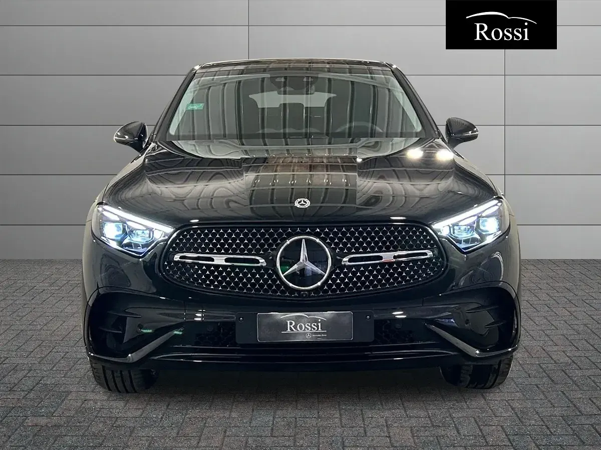 Nouvelle Mercedes GLC300 197 ch (144 kW) 2026 Noir Coupé