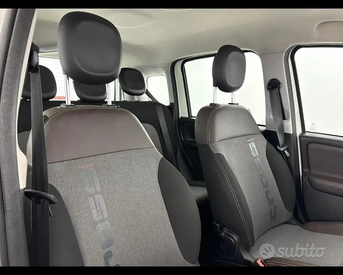 Usata Fiat Panda Cross Cross 86 CV (63 kW) 2020 Bianco Utilitaria