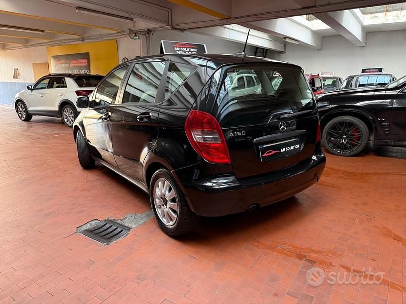 Usata Mercedes A160 95 CV (69 kW) 2011 Nero Berlina