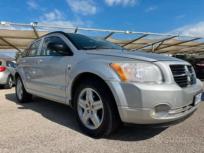 Usata Dodge Caliber 140 CV (102 kW) 2008 Grigio Utilitaria
