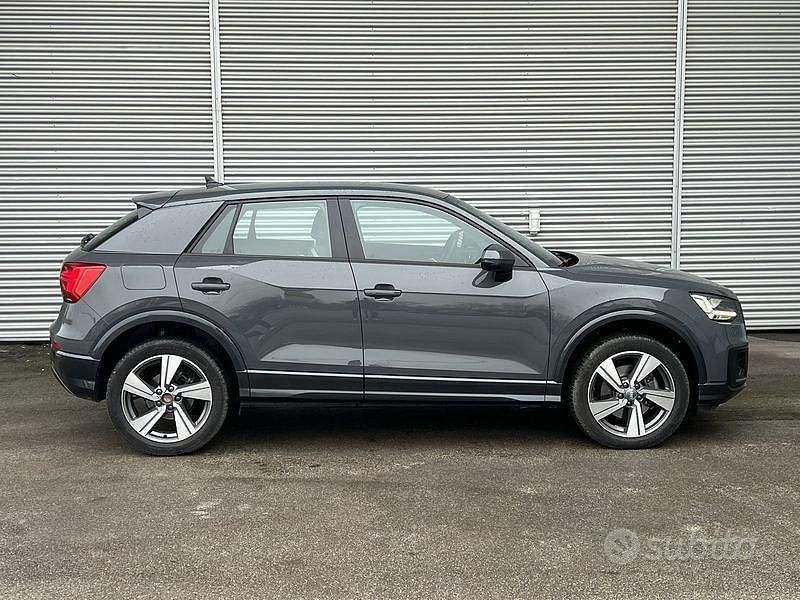 Usata Audi Q2 Business 116 CV (85 kW) 2019 Grigio SUV