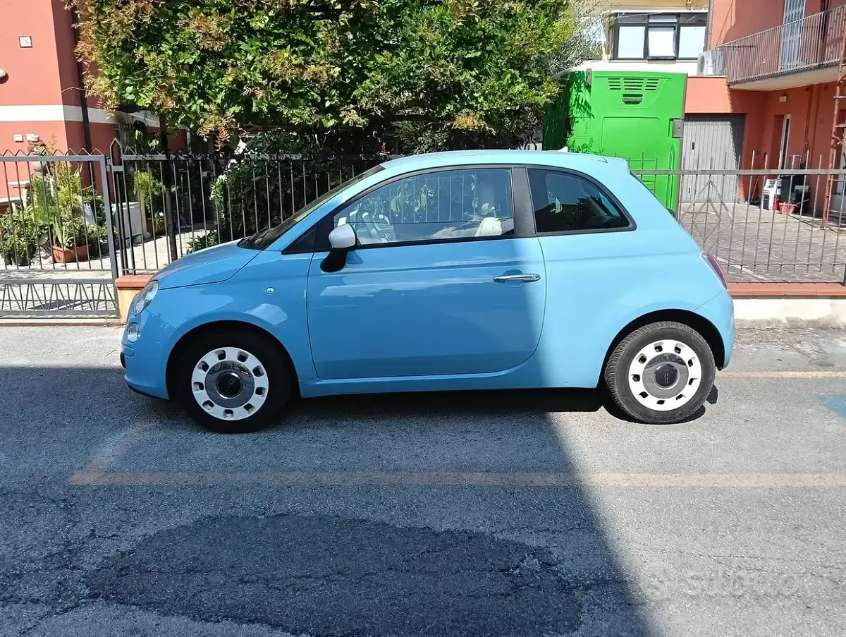 Usata Fiat 500 69 CV (50 kW) 2013 Bluazzurro Utilitaria