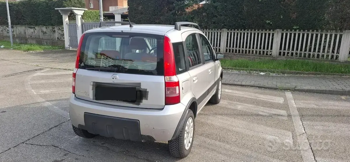 Usata Fiat Panda 4x4 60 CV (44 kW) 2005 Grigio Utilitaria