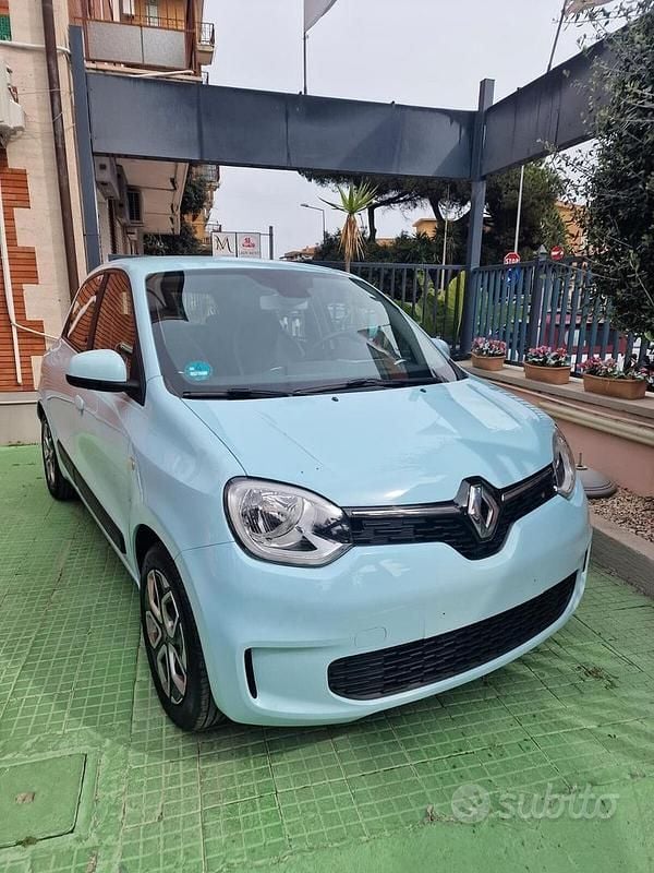 Usata Renault Twingo SE 65 CV (47 kW) 2020 Blu Utilitaria