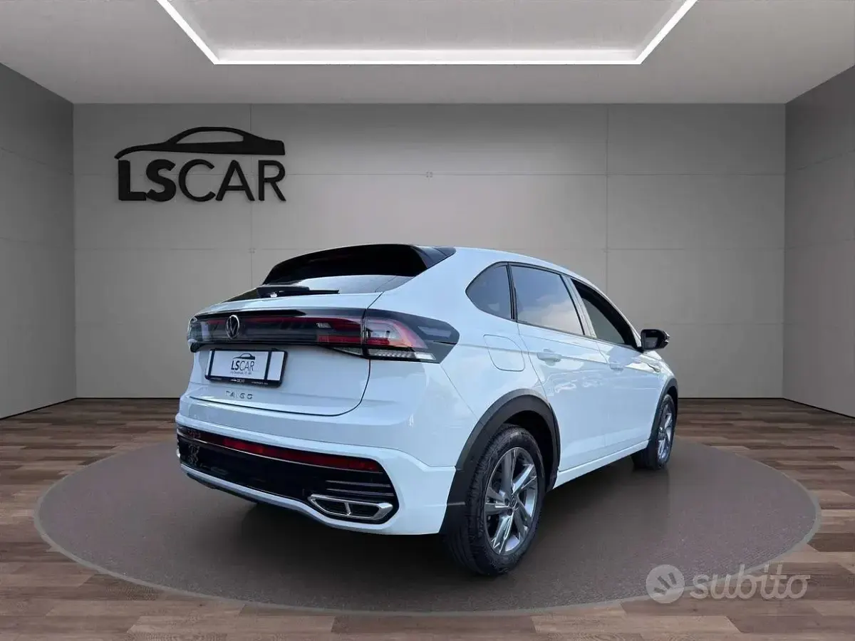 Usata VW Taigo R-line 110 CV (80 kW) 2023 Bianco SUV