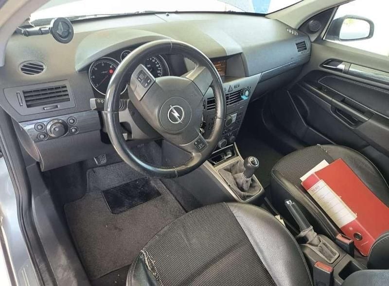 Usata Opel Astra Elegance 120 CV (88 kW) 2005 Station wagon
