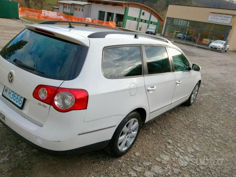 Usata VW Passat Business 140 CV (102 kW) 2007 Bianco Station wagon
