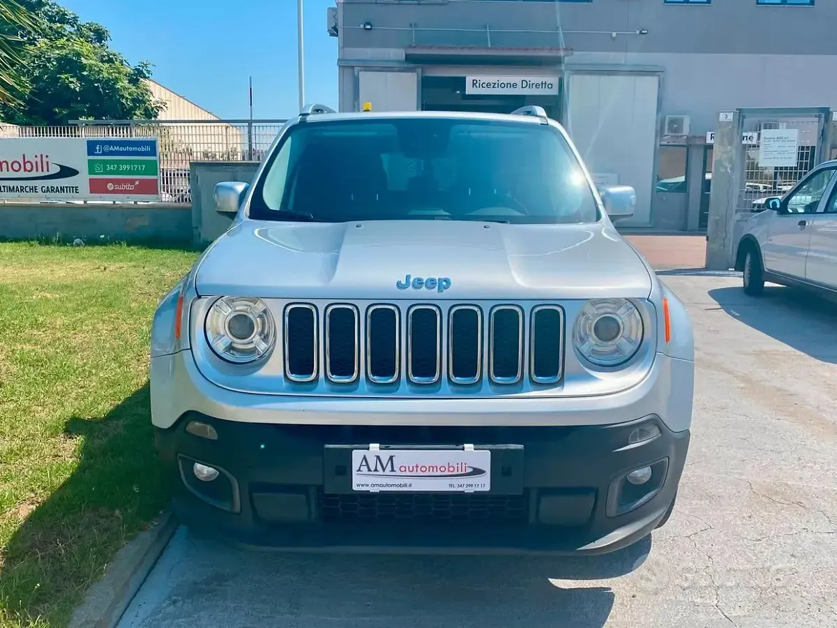 Usata Jeep Renegade Limited 140 CV (102 kW) 2015 Grigio SUV