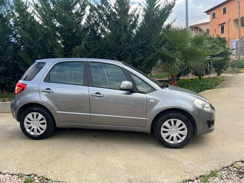 Usata Suzuki SX4 90 CV (66 kW) 2007 Grigio Station wagon