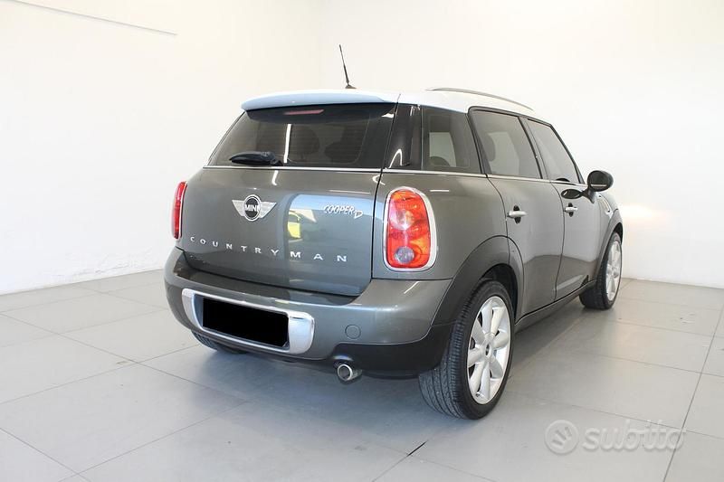 Usata Mini Cooper D Countryman 111 CV (81 kW) 2011 Grigio SUV