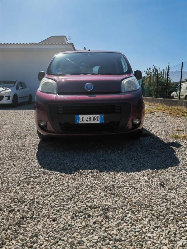 Usata Fiat Qubo Dynamic 75 CV (55 kW) 2011 Viola Monovolume