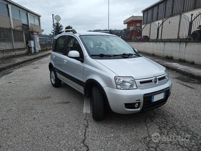 Usato 2011 Fiat Panda 4x4 1.2 Diesel 69 CV (7.600 €)