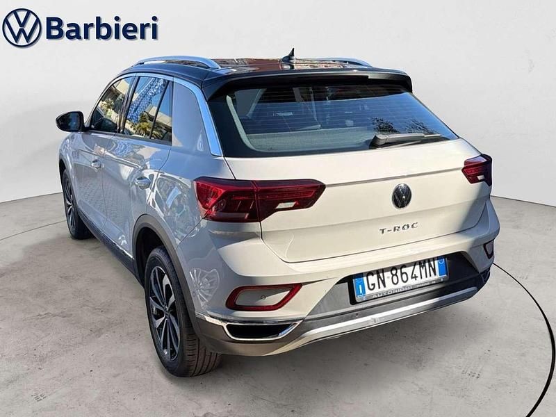 Usata VW T-Roc Style 150 CV (110 kW) 2023 Grigio SUV