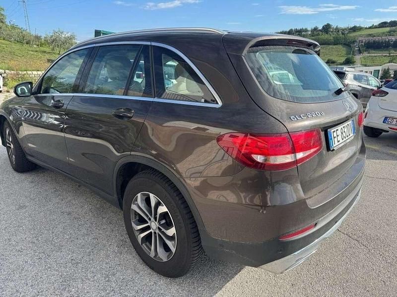 Usata Mercedes GLC220 170 CV (125 kW) 2016 Marrone SUV