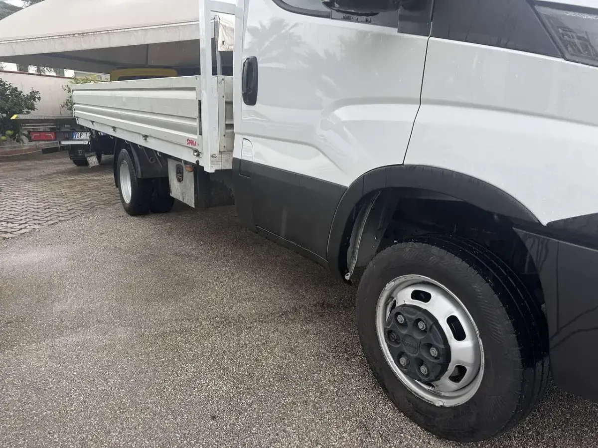 Usata Iveco Daily 116 CV (85 kW) 2018 Other