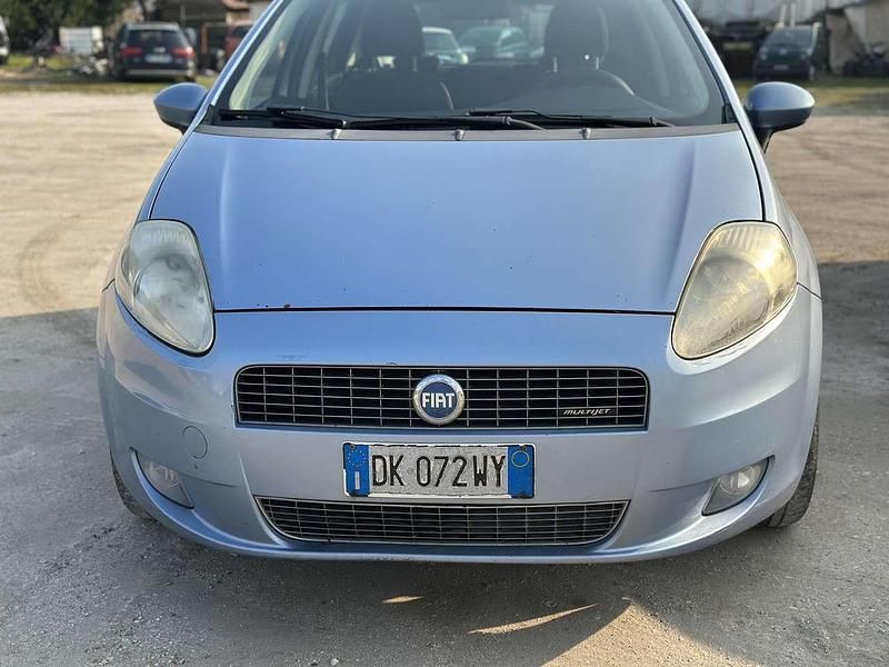 Usata Fiat Grande Punto Dynamic 90 CV (66 kW) 2008 Argento Utilitaria