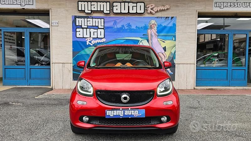 Usata Smart ForFour Passion 90 CV (66 kW) 2019 Rosso Utilitaria