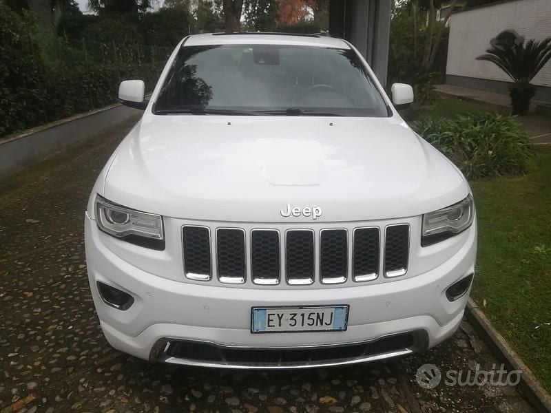 Bianco Usata 2015 Jeep Grand Cherokee Overland SUV | 9200 € (Ottimo prezzo) - Immagine 1/4