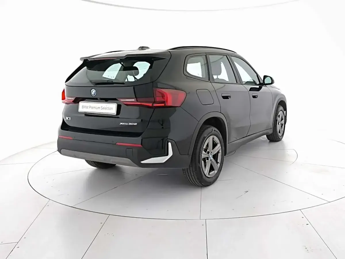 Usata BMW X1 150 CV (110 kW) 2023 Nero SUV