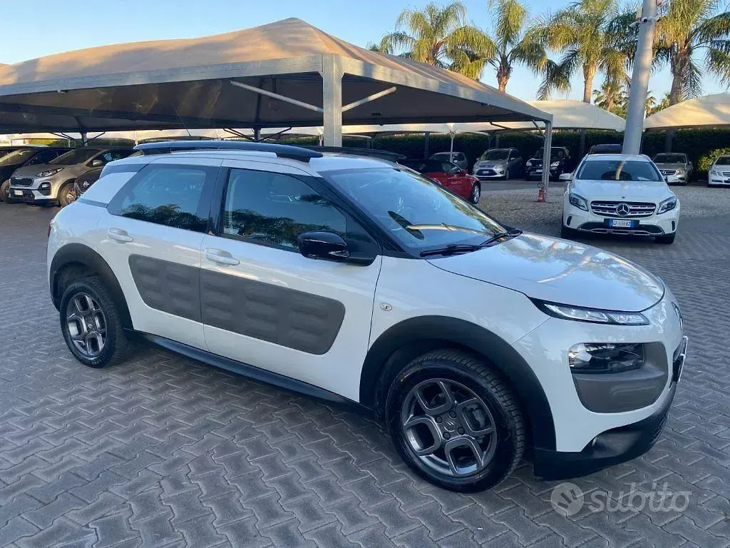 Usata Citroën C4 PureTech 82 CV (60 kW) 2015 Bianco SUV