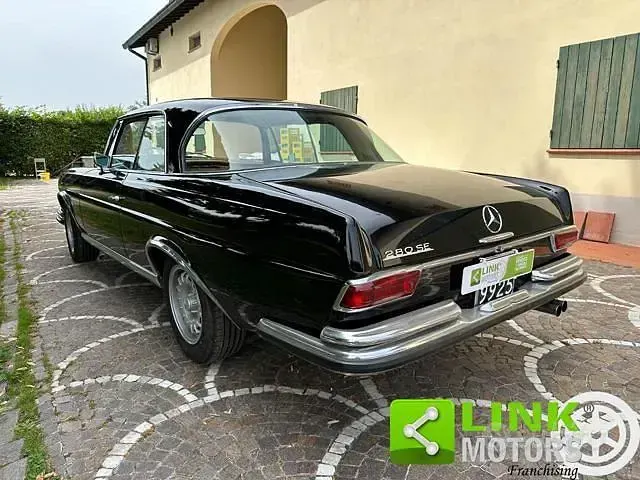 Usata Mercedes 280 SE 160 CV (117 kW) 1970 Nero Coupé