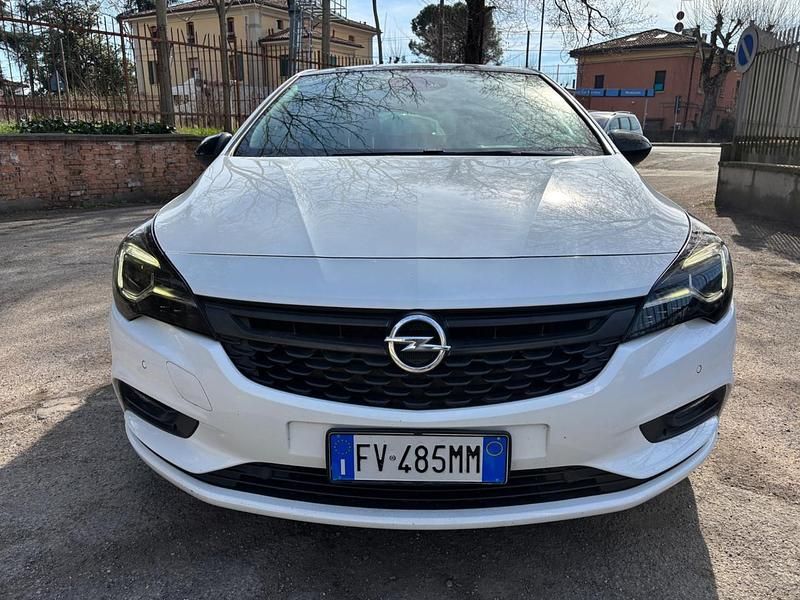 Usata Opel Astra OPC 160 CV (117 kW) 2019 Bianco Berlina