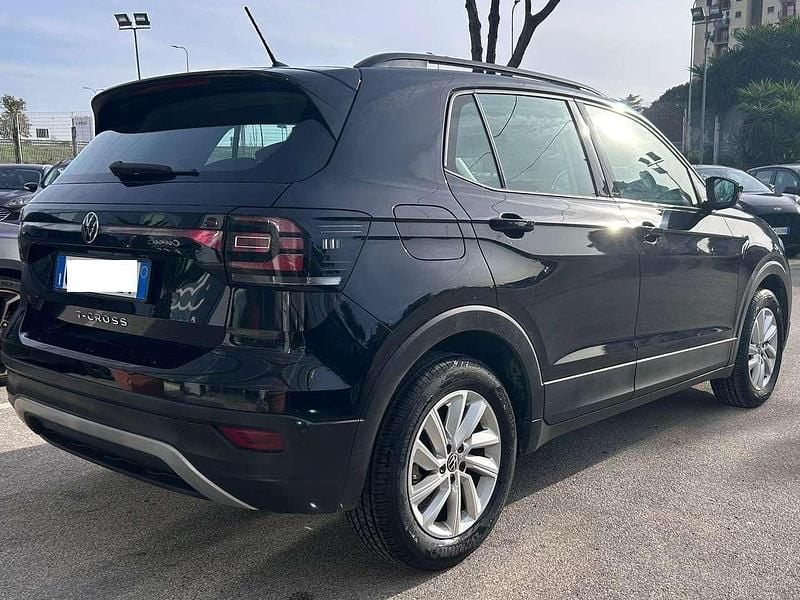 Usata VW T-Cross Style 110 CV (80 kW) 2023 Deep black SUV