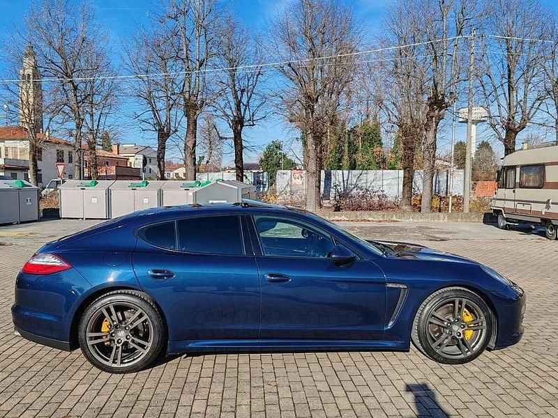 Usata Porsche Panamera 250 CV (183 kW) 2011 Berlina