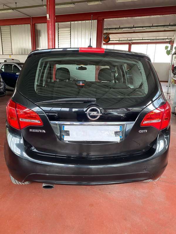 Usato 2014 Opel Meriva 1.7 Diesel 110 CV (4.500 €)
