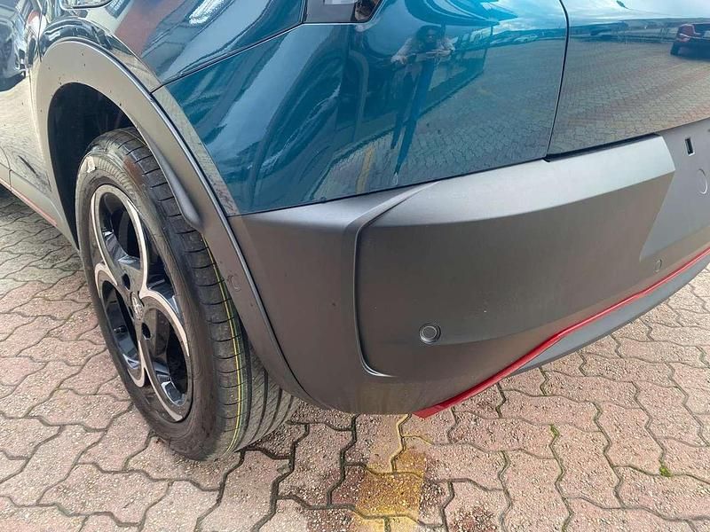 Nuova Alfa Romeo Junior Edizione Speciale 136 CV (100 kW) 2026 Blu navigli SUV