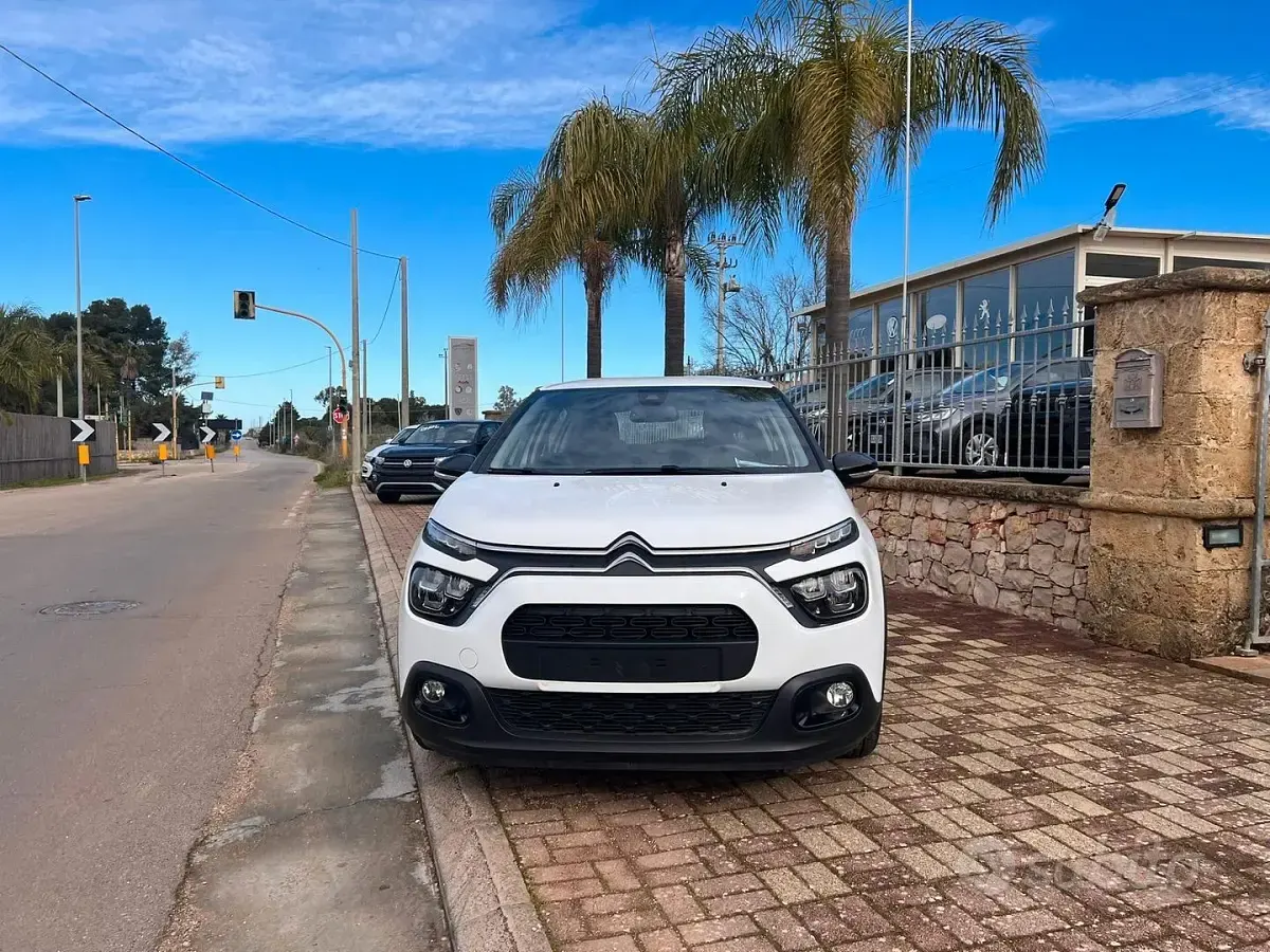 Usata Citroën C3 Feel 83 CV (61 kW) 2021 Bianco Utilitaria