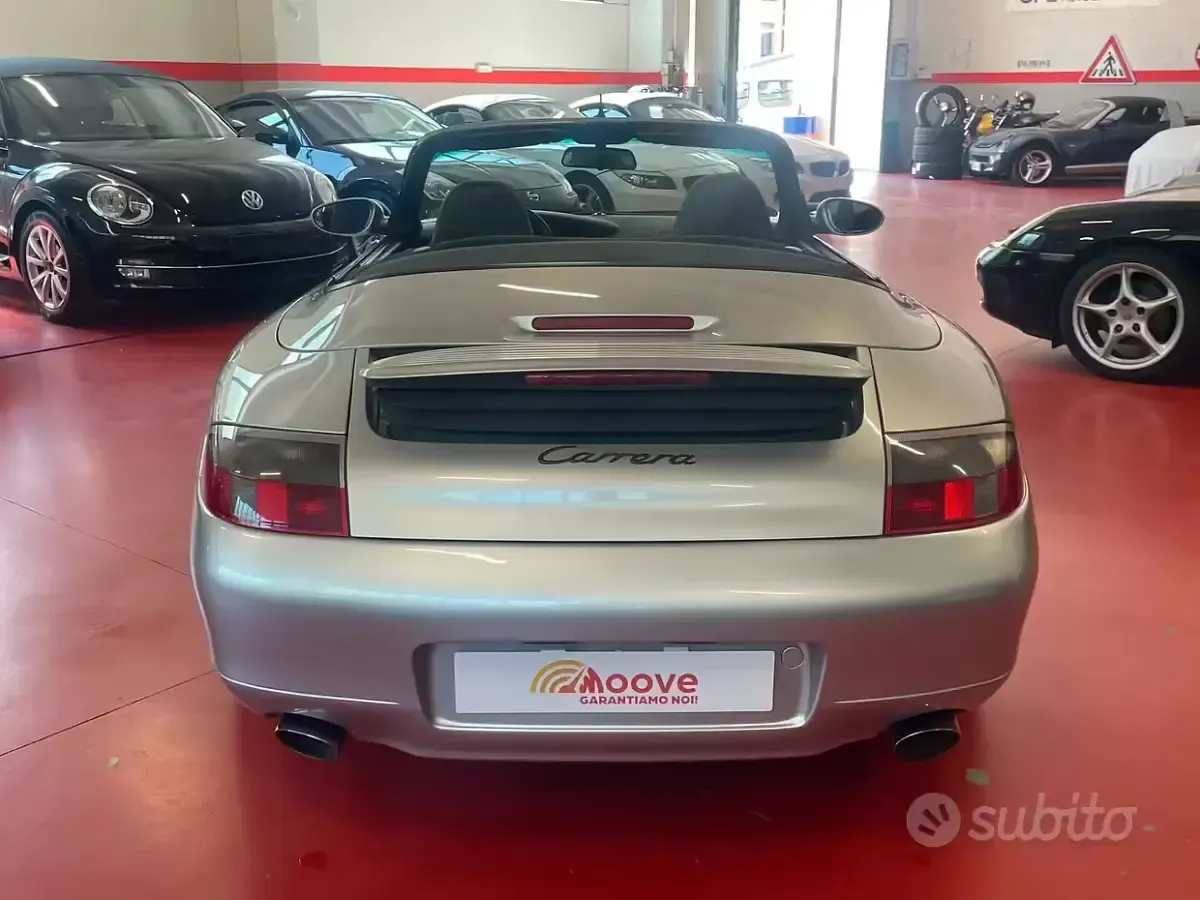 Usata Porsche 911 Carrera Cabriolet 300 CV (220 kW) 1998 Grigio Cabrio