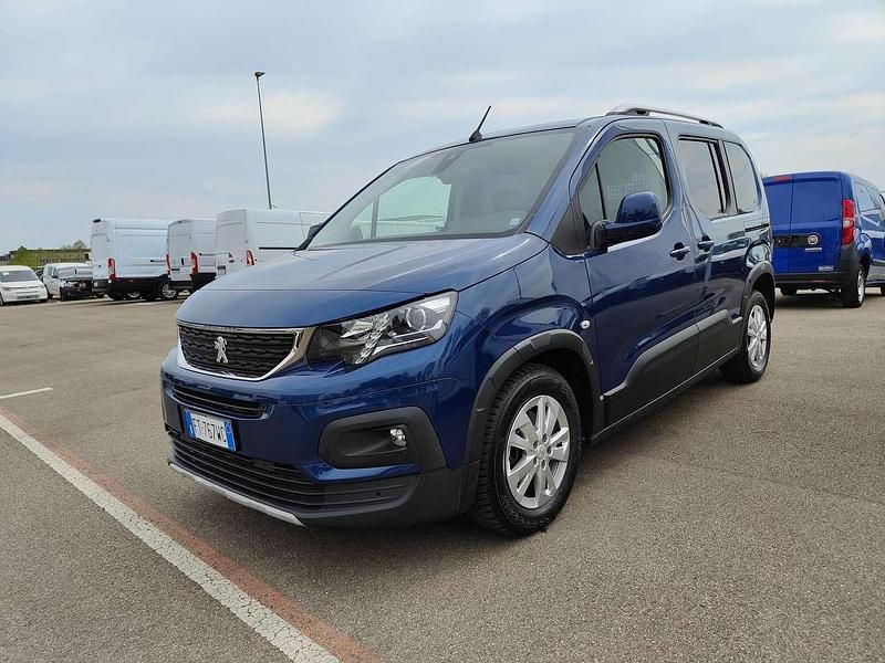 Usata Peugeot Rifter GT-line 131 CV (96 kW) 2019 Blu/azzurro Monovolume