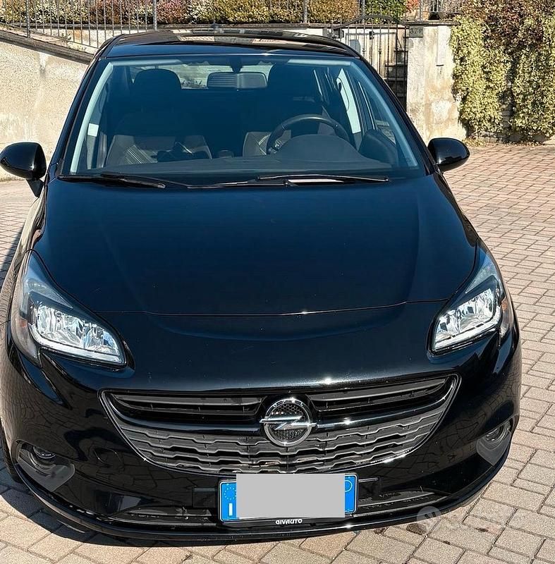 Usata Opel Corsa 75 CV (55 kW) 2018 Nero Utilitaria