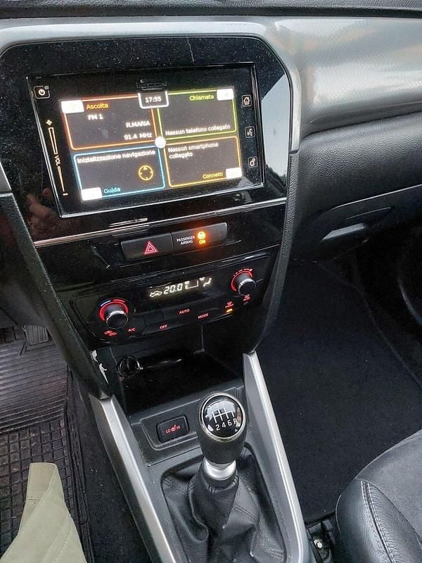Usata Suzuki Vitara 120 CV (88 kW) 2016 Bianco SUV