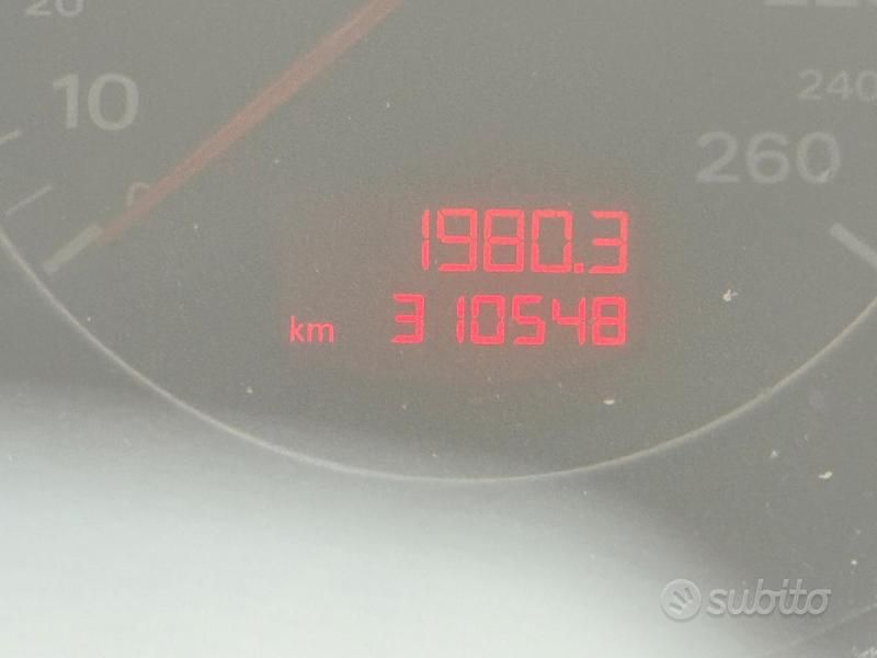 Usata Audi A3 105 CV (77 kW) 2005 Grigio Utilitaria