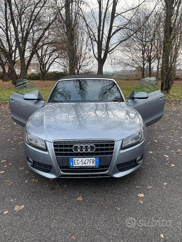 Usata Audi A5 Cabriolet 160 CV (117 kW) 2011 Grigio Cabrio