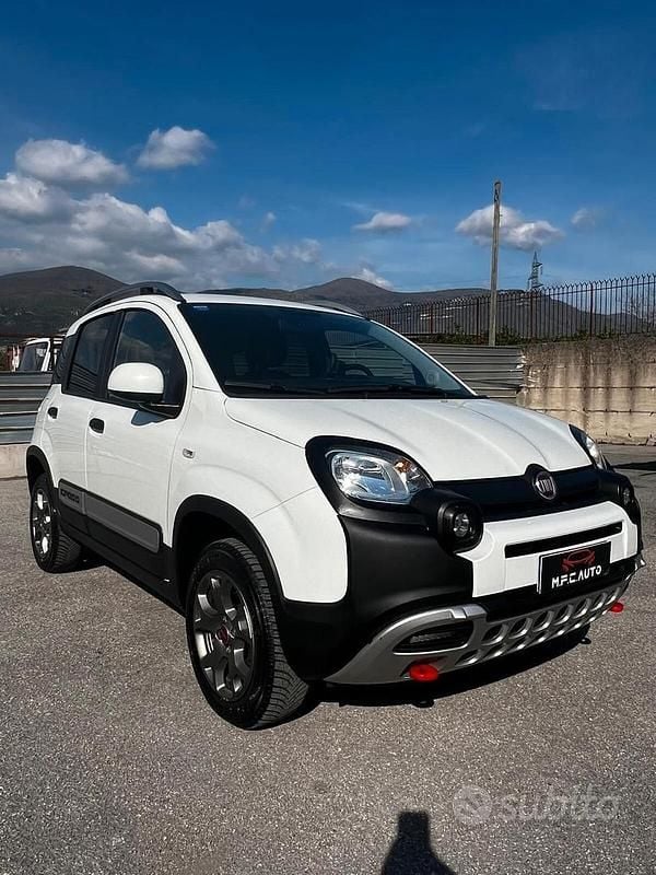 Bianco Usata 2019 Fiat Panda Cross Cross Due volumi | 7690 € (Super prezzo) - Immagine 1/4