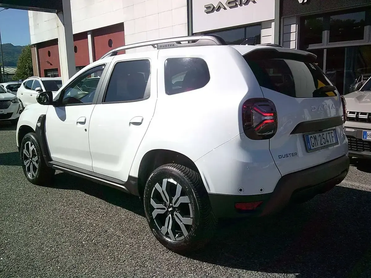 Usata Dacia Duster Prestige 116 CV (85 kW) 2023 Bianco SUV
