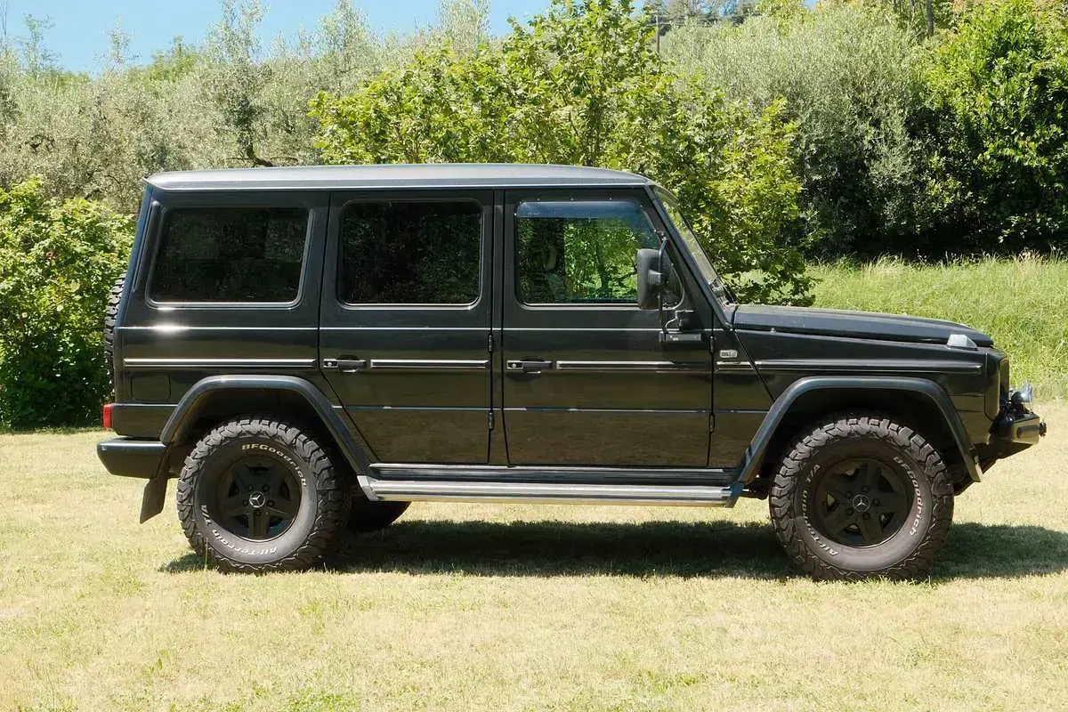 Usata Mercedes G300 170 CV (125 kW) 1992 Grigio SUV