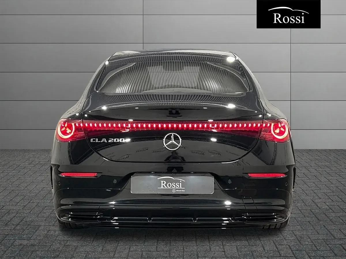 Nuova Mercedes CLA200 224 CV (164 kW) 2026 Nero